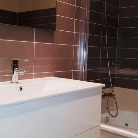 Apartamento Con Vistas Muy Bien Ubicado *